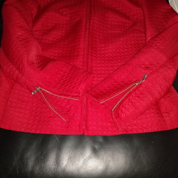 Casual Corner Zip up Jacket - Picture 4 of 8